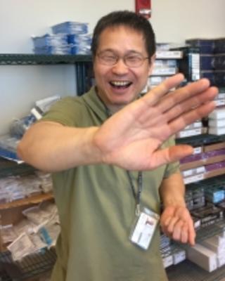 Baolin Chang in lab