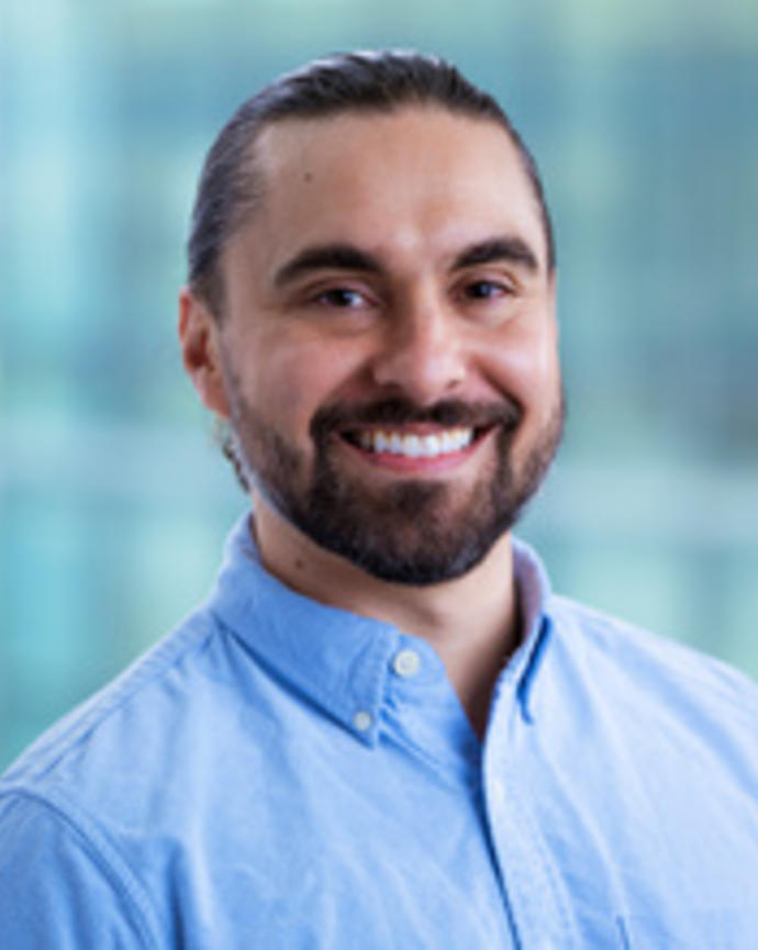 Joseph Peiera headshot